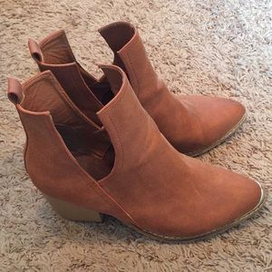 Tan Boutique Brand Cowboy Booties
